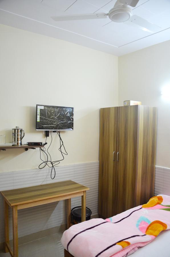 Shiv Shakti Guest House Greater Noida Bagian luar foto